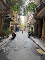 quá rẻ chùa bộc đống đa 48m*5t*giá 14 tỷ-dân xây-2thoáng-ô chờ thang máy-full nội thất-ở cực vip.