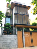 biệt thự sân vườn ngay nguyễn văn hưởng, q2 - dt 13m x 26m, cn 325m2 - 3 tầng có hồ bơi - giá 48 tỷ