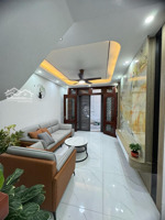 bán gấp! mỹ đình, nhà đẹp ở luôn, dân xây chắc chắn, ngõ rộng, gần oto, phân lô, 6pn xịn