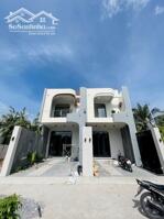 Nhà lầu mới xây dựng đường oto gần Quảng Trường Mỹ Tho, Tiền Giang