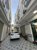 chỉ có 2ty350 nhà tại quỳnh hoàng nam sơn