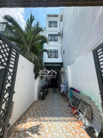 cho thuê phòng trọ q6 lầu 4 30m² giá 2.8 triệu/tháng