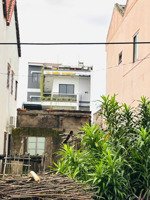 sụp hầm ! lô đất mt đườg biển lạc long quân tp hội an 135m ngang 6.6m giá chỉ 4t8