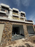 siêu phẩm trang quan , ô tô đỗ cửa, ngõ thông vị trí đẹp tại trang quan an đồng
- dt 57 m2-59 m