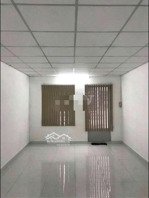 cho thuê nhà mặt tiền lê thị bạch cát, p.13, q.11 giá 16tr