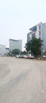 bán đất đấu giá ngũ hiệp xe cont vào đất dt; 68m/ giá 9,5tỷ. siêu rẻ cho nhà đầu tư