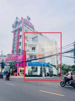 bán nhà góc 2 mặt tiền đường phạm văn thuận gần vincom biên hòa, nhà 1 trệt 3 lầu, có thang máy