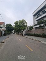 bán đất biệt thự khu sao đỏ , dương kinh . dt 160m ngang 9,5m hướng đông nam . lh 