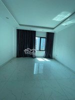 chính chủ bán nhà 3 tầng 1 tum trâu quỳ - gia lâm, giá chỉ 4.8 tỷ, lh 