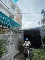 hiếm! nhà 3 tầng sân rộng, hẻm 3 m - gần hxh huỳnh tấn phát - lý phục man - nhà thi đấu đa năng q7