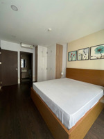 cho thuê căn hộ 2pn the tresor quận 4 75m, full nội thất, view sông giá 21 triệu/tháng.