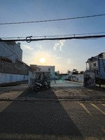 lô đất đẹp 16,8mx16m góc 2 mặt tiền trung đôn 7, thới tam thôn, hóc môn. 2 sổ riêng. giá: 9.4 tỷ