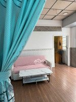 bán nhà lầu mới đẹp, siêu rẻ, góc 2 mặt tiền đẹp, gần cv biên hùng chỉ 1tỷ750