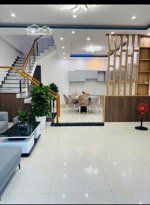 cho thuê nhà 2,5 tầng đường đô đốc tuyết, hoà xuân, full nội thất đẹp