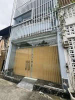 nhà ql13 4,2x11m 46,2m² 4.9 tỷ gần đh luật tiềm năng tăng giá khi mở rộng đường