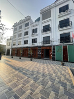 bán nhà riêng đường 6, xã phụng châu, chương mỹ, hà nội, 3,65 tỷ, 33m2 . oto đỗ cửa ngày đêm .