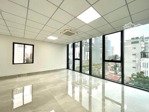 sốc, văn phòng 130m2 , giá chỉ có 13 triệu gần ngã tư nguyễn trãi - khuất duy tiến, view thoáng