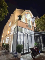 nhà kdc phú hồng thịnh 8 phường bình chuẩn - tp thuận an.