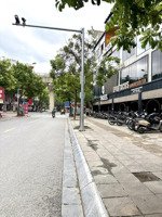 bán nhà mặt phố trương công giai, sát phố cầu giấy, 100m2. mt 6m. 7 tầng thông sàn. thang máy