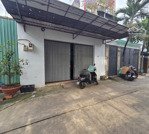 nhà chính chủ bà điểm hóc môn tphcm dt 6,2 x17m, cấp 4 giá 3 tỷ 5 hẻm xe tải lh: 