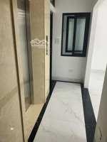 nhà tôi cho thuê nhà, pccc, thang máy, vỉa hè, 91m2_ 4t; kd, vp, nhà hàng, duy tân, cầu giấy-30 tr