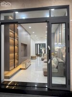 Bán nhà mới xây 1 trệt 1 lầu mặt tiền Nguyễn Huệ.Chủ quyền đầy đủ