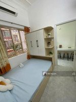 cho thuê 2 phòng ngủ ban công đường c27, p12, tân bình, - chỉ 8tr/th