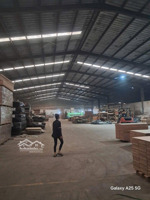 bán xưởng 3 mặt tiền đẹp đang cho thuê 1 tỉ / tháng