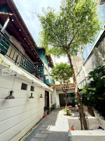 bán nhà mặt tiền ngay cộng hòa tân bình, 343m2( 12x20m) nở hậu 20m đẹp,gara ô tô gần nhà ga t3