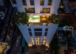 khách sạn 4 sao - 95 phòng - hồ bơi rooftop - view công viên trung tâm - giá: 2,9 tỷ/th