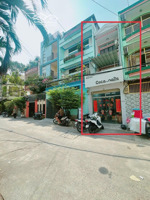 nhà hẻ xe hơi thông 10m, đường nguyễn tri phương, hạ giá còn 7 tỷ thương lượng, lh ngay 