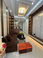 nhà đẹp xây kiên cố ngõ 279 đội cấn ba đình. st 37m 5 tầng nội thất sang trọng lô góc thoáng 10 tỷ