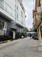 toà nhà 5 tầng, 20 chdv ngay phạm văn đồng, doanh thu gần 1 tỷ/ năm, chỉ 13.5 tỷ