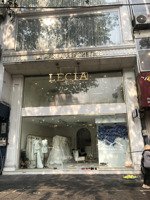 cho thuê nhà mặt phố hàm long , 100m2 x 5 tầng ,mt 7m , thang máy , nhà mới , thông sàn , thang máy