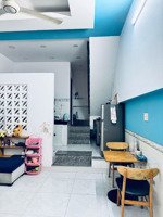 bán nhà đường huỳnhtấnphát, phường tân thuận đông, quận 7. 4x8, 2pn,2wc,giá:2,7 tỷ