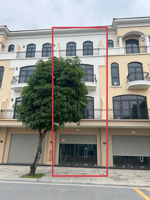 cần bán chà là 70 m2, đối diện 35 toà chung cư mik sắp xây dựng. cạnh công viên bể bơi nội khu