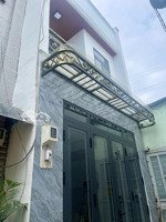 quốc lộ 1a - quận 12 - sát mega market - mới xây vào ở ngay.