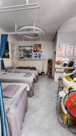 bán gấp nhà 1 tầng hẻm xe hơi đối diện vạn phúc,50m2 giá chỉ 5,5 tỷ,sổ hồng riêng,hoàn công đủ