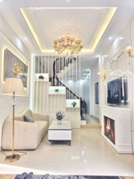 chính chủ bán nhà riêng đại mỗ 5tầng ô tô đỗ cửa chỉ 7tỷ350