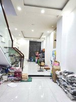 nhà 4 tầng, 4x12.5, sổ vuông a.4- thông số chuẩn ít có ngay nguyễn văn đậu- hoàng hoa thám.