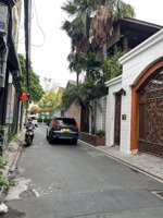 nhà rẻ tân bình 45m2 5 tầng - xe tải thông - chỉ 5 tỷ nhỉnh - ngộp bank bán gấp