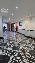 bán chdv - tại hòe thị xuân phương. là căn góc. dt 81m2 x 7 tầng. tổng 22 full nội thất