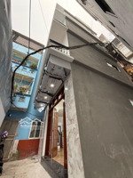 nhà siêu hiếm - lô góc - nhà mới - tt hbt - 20m ra ô tô tránh - dân xây - view thoáng - ngõ thông