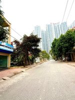 bán nhà 3,5 tầng, mặt đường nhựa 15m.đường thông từ thiên lôi sang võ nguyên giáp aeon mall.