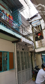 cho thuê nhà 1 trệt 2 lầu - 2pn- 2 ban công - 2 wc (đầy đủ tiện ích - không ngập)