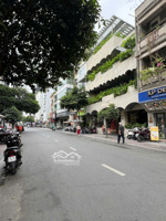 siêu phẩm mặt tiền lê thị riêng trung tâm bến thành, q.1 dt 4,5x18 nh kc 6 tầng 10 pn giá 40 tỷ