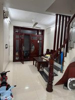 cho thuê nhà 4 tầng địa chỉ: cổ điển a cạnh toà nhà iec tứ hiệp dịch vụ: đầy đủ nội thất