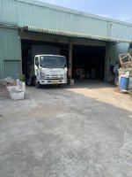 cho thuê kho mặt tiền đường 388 b trần đại nghĩa gần dốc cầu kênh c; diên tích 500 m2