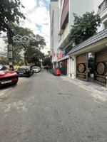 cả phố 1 nhà bán ngọc khánh- ba đình 43m 7 tầng thang máy oto tránh ngõ to như phố giá chỉ 20tỷ