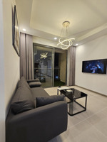 bán căn hộ 2 phòng ngủ the gold view q4 full nội thất giá 5,8 tỷ bao hết view thoáng lh: 